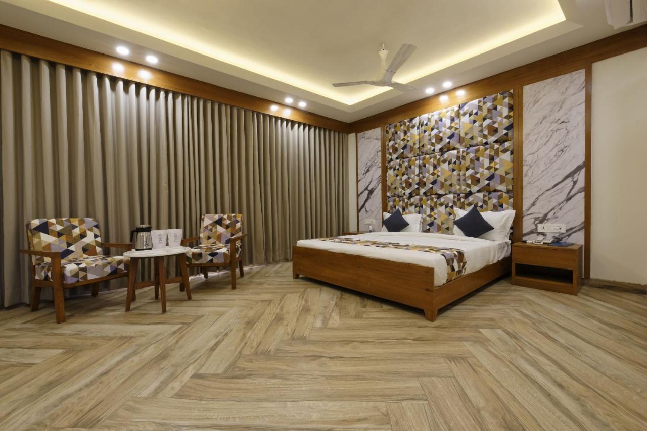 Hotel Flourish International Ahmedabad Eksteriør billede