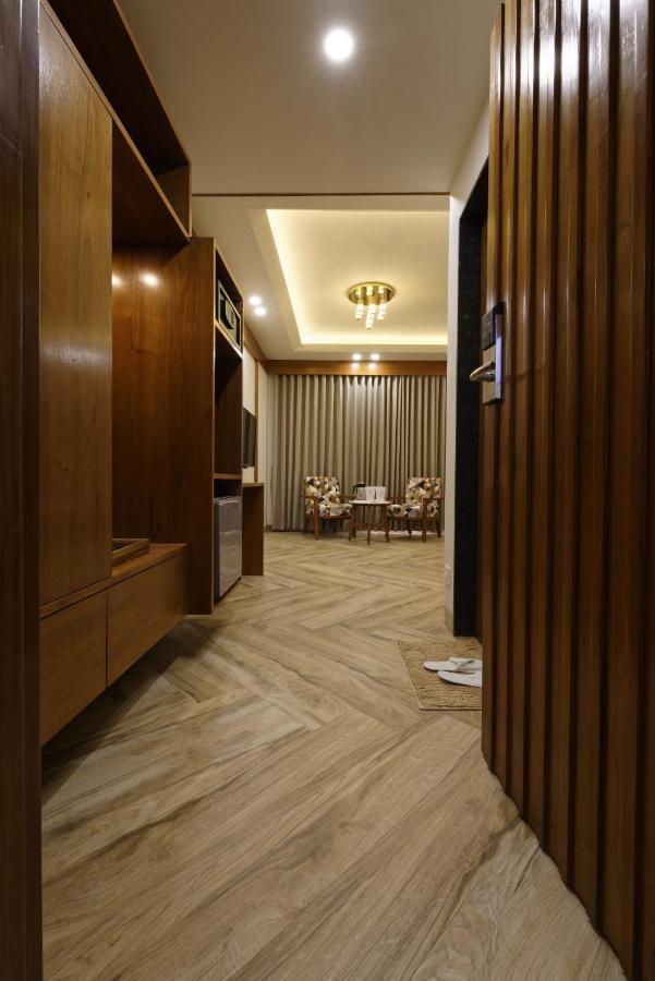 Hotel Flourish International Ahmedabad Eksteriør billede