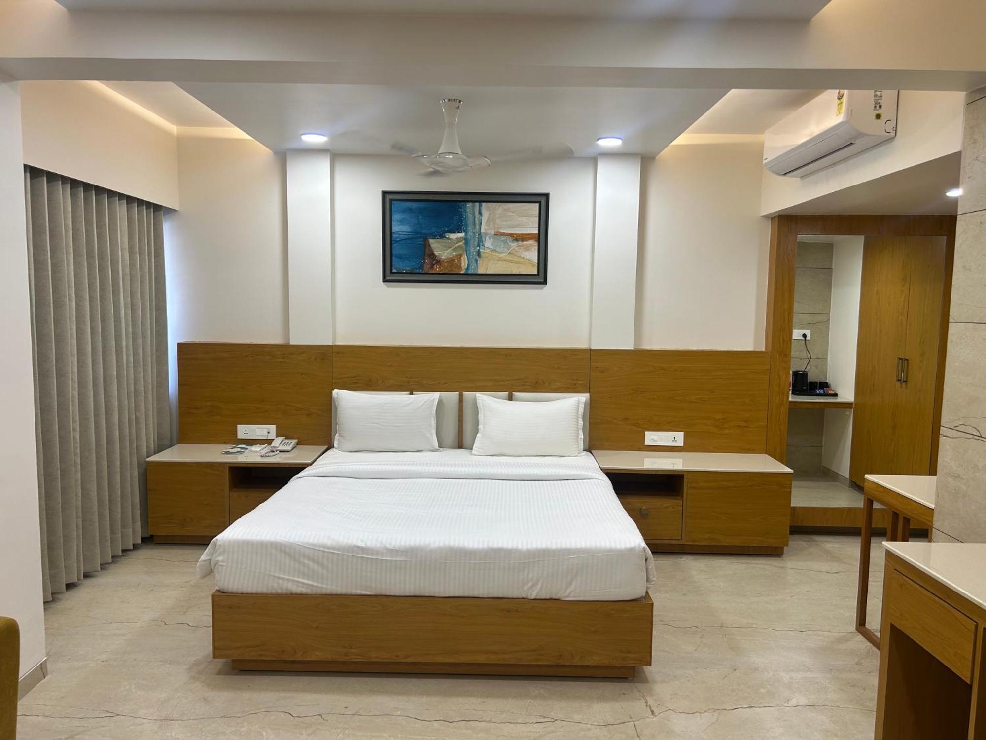Hotel Flourish International Ahmedabad Eksteriør billede
