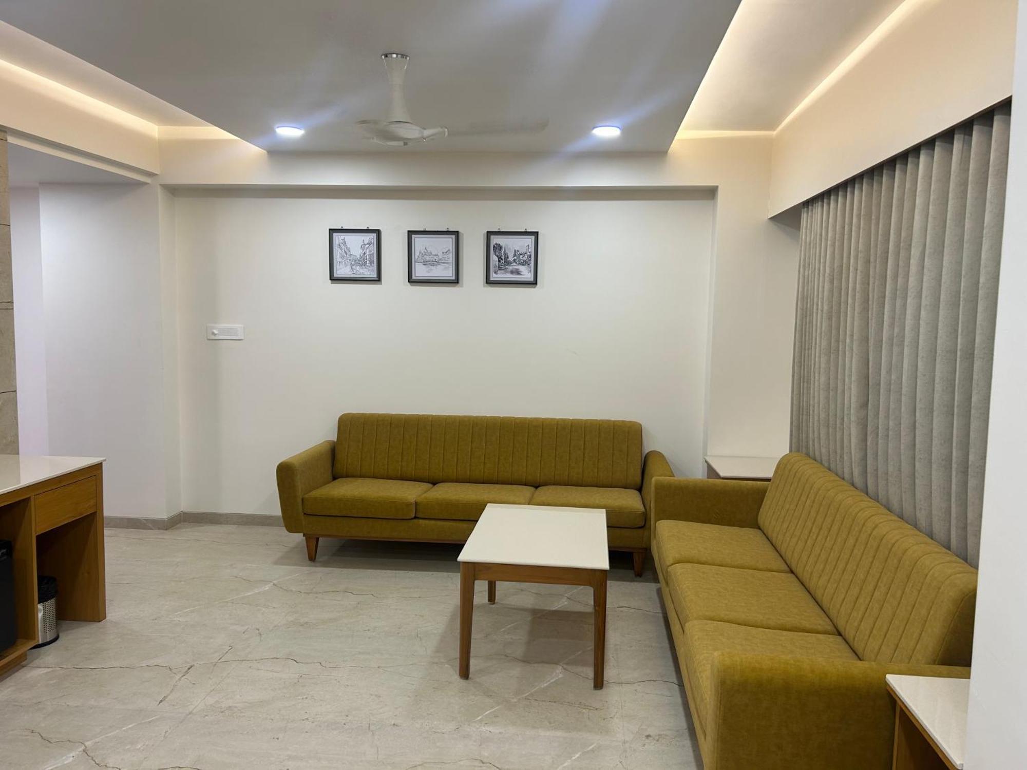 Hotel Flourish International Ahmedabad Eksteriør billede